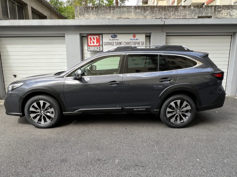 Subaru Outback 2.5 Luxury AWD